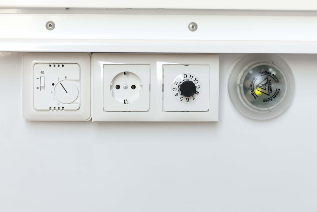 220V, Heating