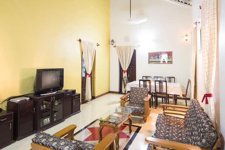 Pinto Villa- 4 Bhk Portuguese Villa In Aldona Goa - Goa