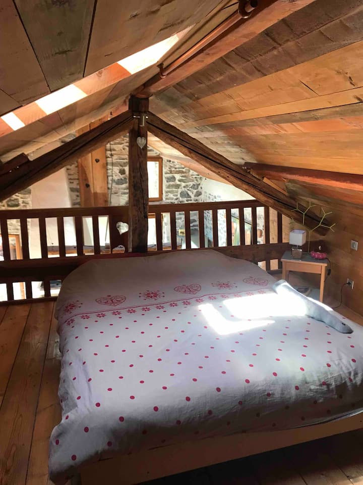 საძინებელი 1