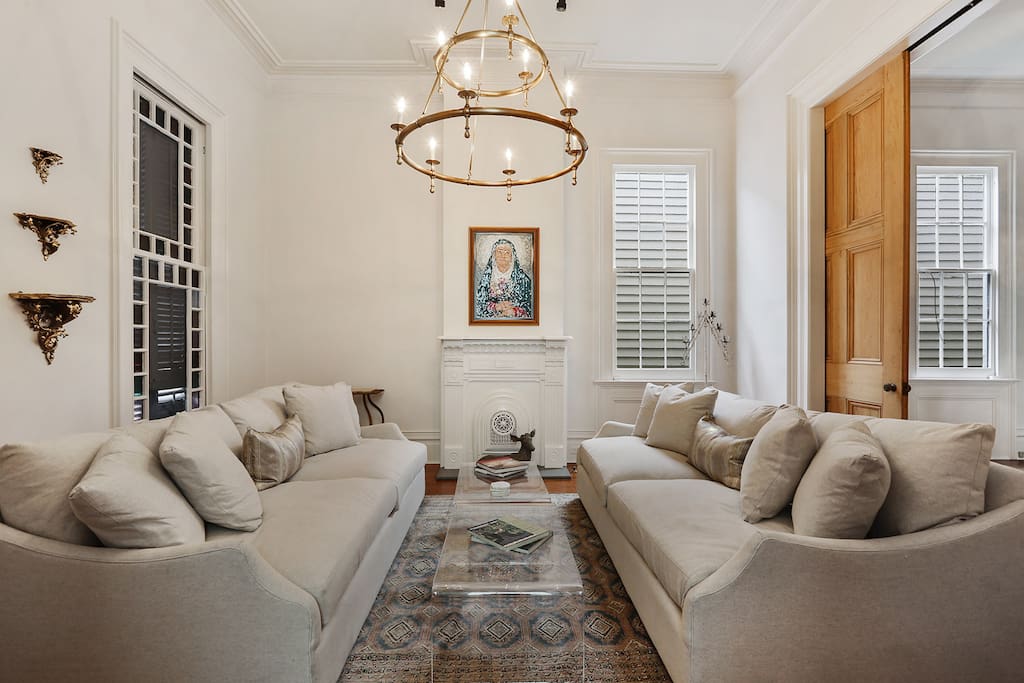Spacious living area which has a flat screen tv.