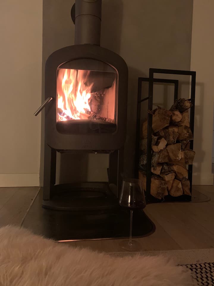 Privat Villa Med Unikt Läge - Skövde