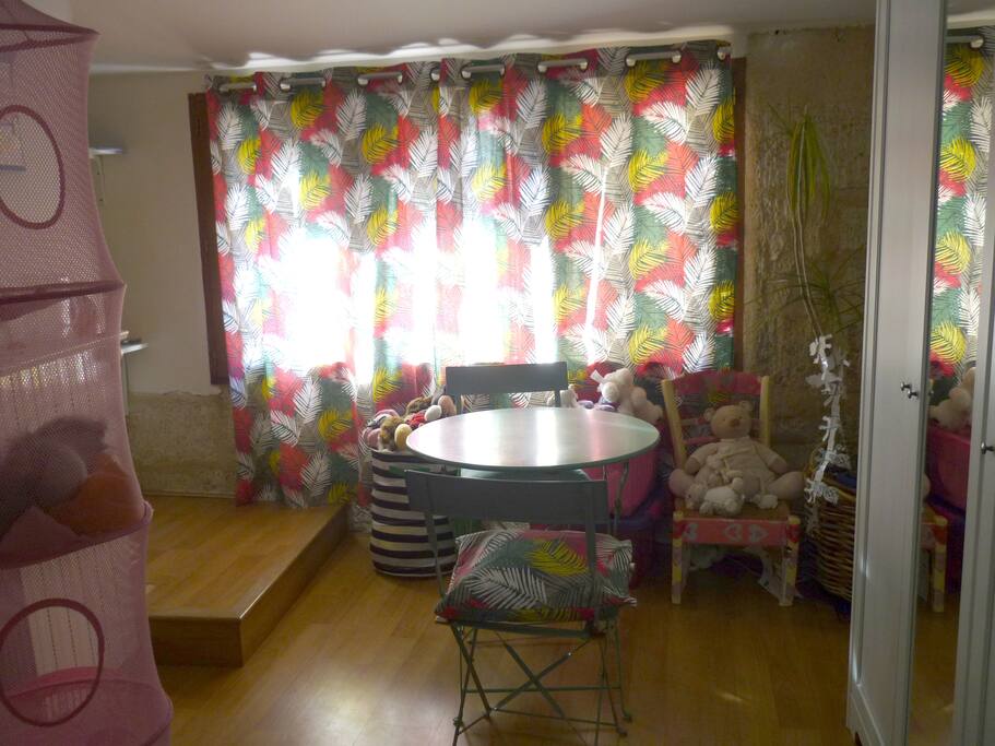 Petit salon privé attenant à la chambre