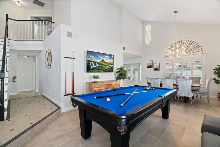 ❤ BRAND NEW POOL, Clean 4BR/3BA Modern Chic Home ❤ gallery image 3