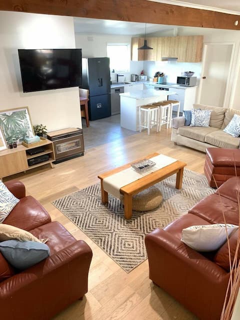 Successful Airbnb property: Couples beach retreat & bring the dog in Cowes