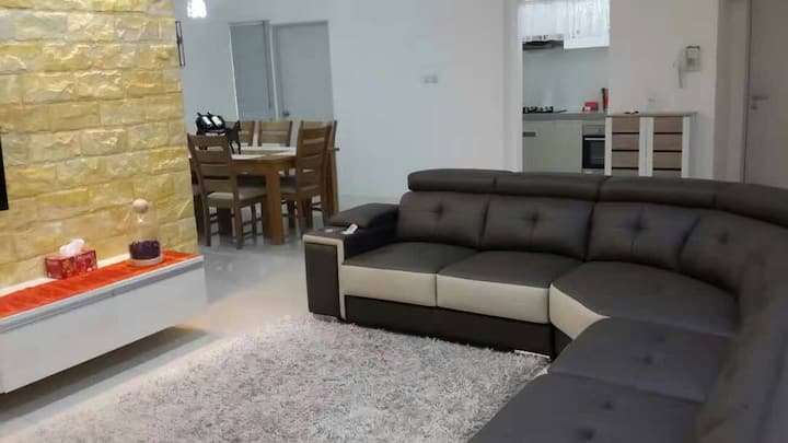 Airport Avenue Apartment - Miri