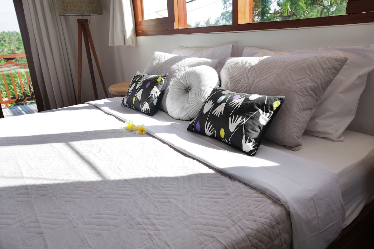 غرفة النوم الرئيسية