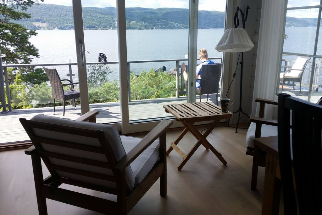 Livingroom with seaview