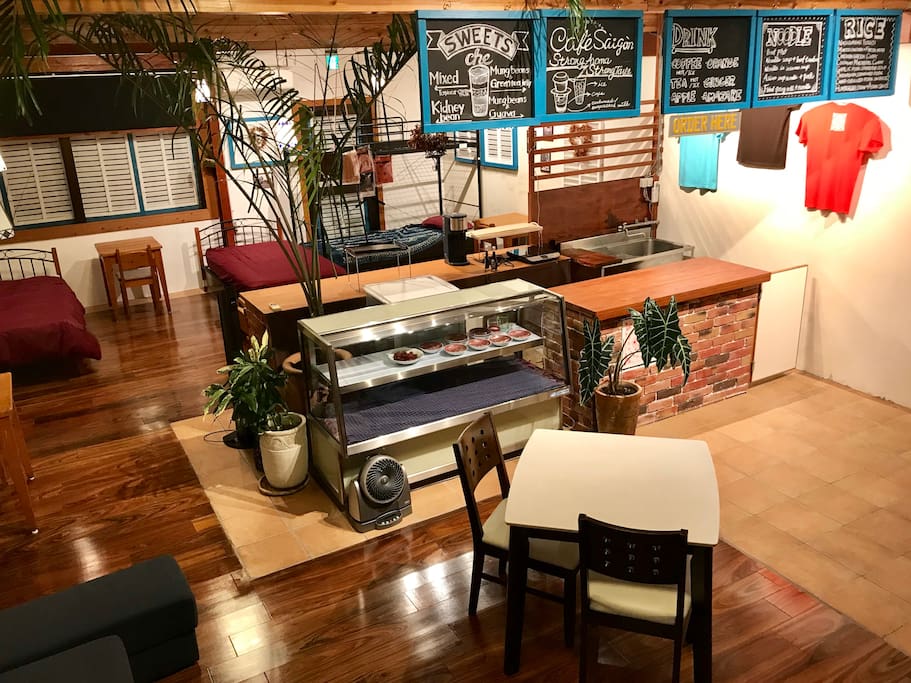 Stylish interior because the room was a cafe actually 元カフェだから内装がおしゃれ