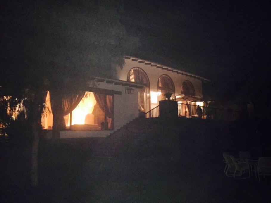 Casa de noche