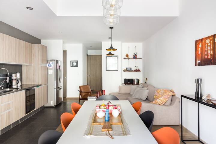 Spacious Roma Apartment w/ Private Terrace & Grill gallery image 2