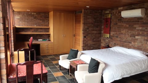 Successful Airbnb property: Peaceful Private Studio in Beautiful Bush Setting in Woden Valley