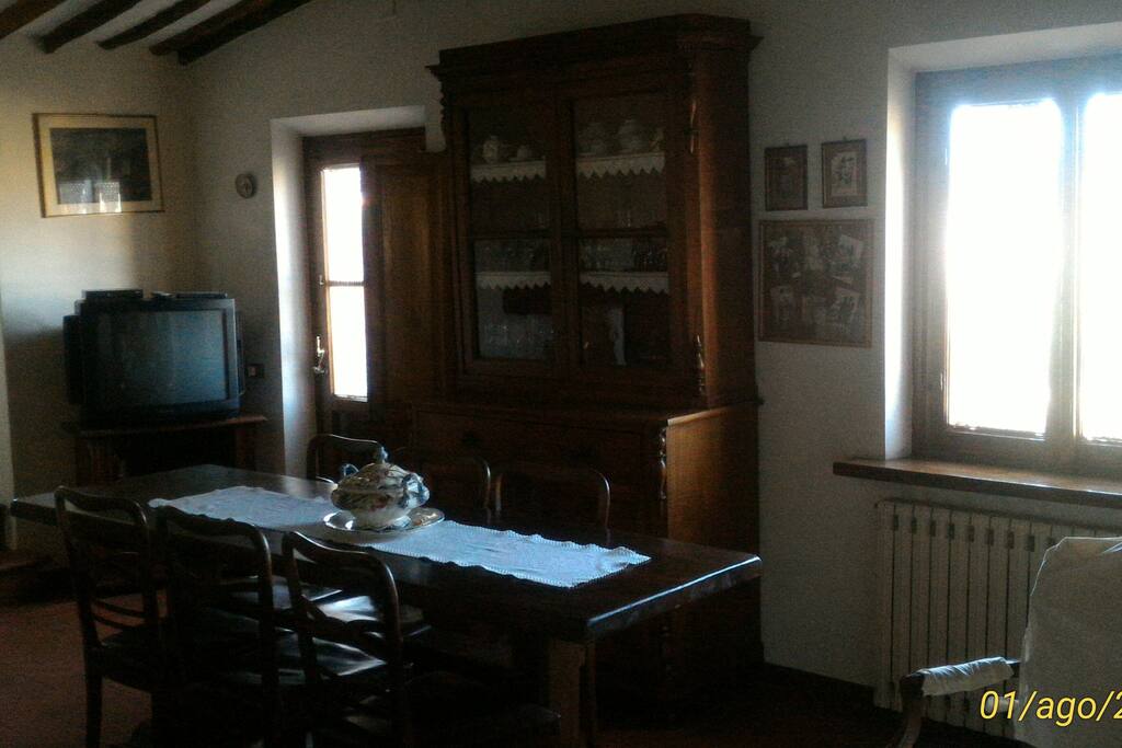Salotto area pranzo