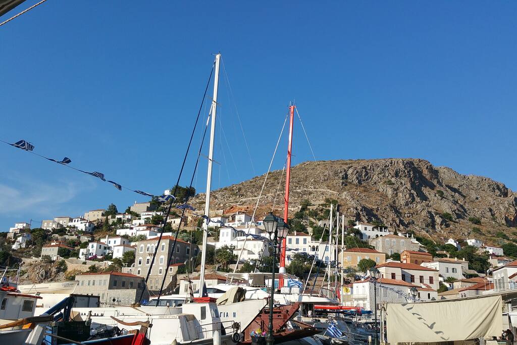harbor - 40 meters from us