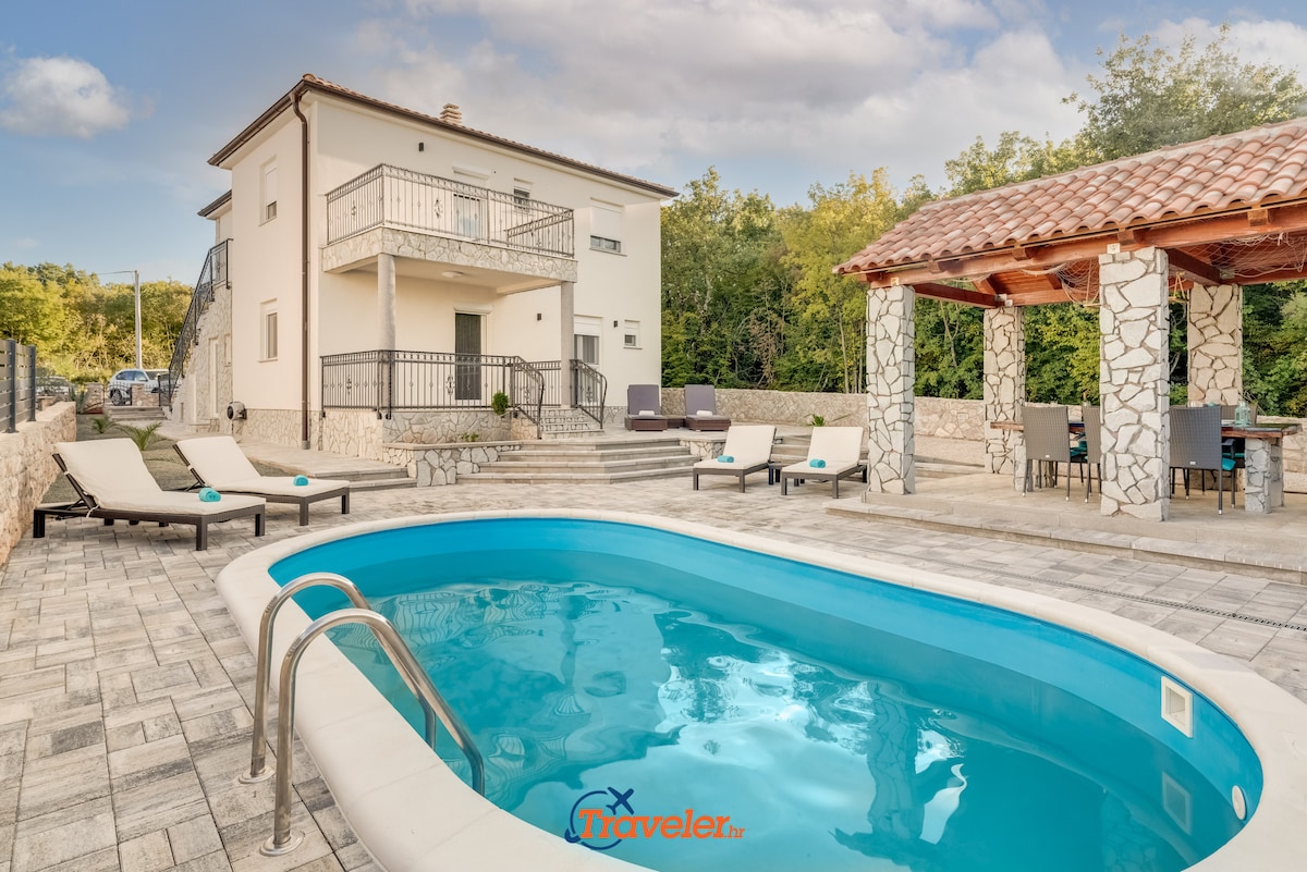 Vila Hlapa · Villa Hlapa - new villa with pool and sea view