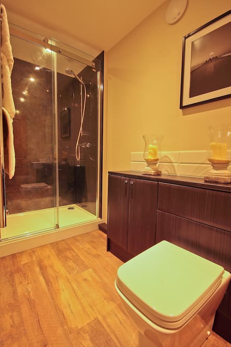 Master En-suite