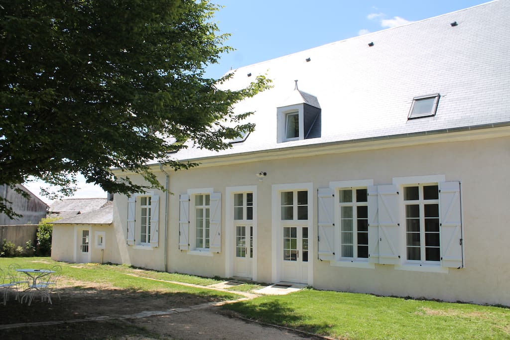 Le Presbytère vu côté jardin