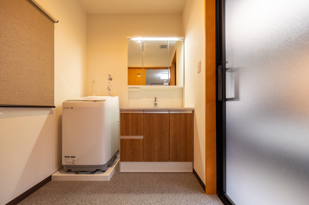 1 F洗面所 ＆洗濯機/ウォッシュボウル＆洗濯機 