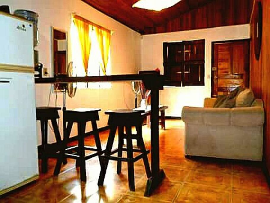 Desayunador, Wi-Fi working spot & kitchen