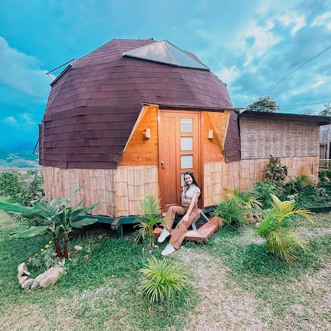 Popular Airbnb listing: GlampingAtaraxia includes breakfast in Curití