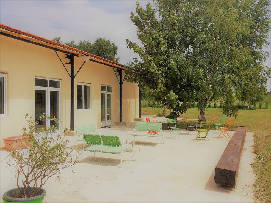 Grande terrasse plein Sud.