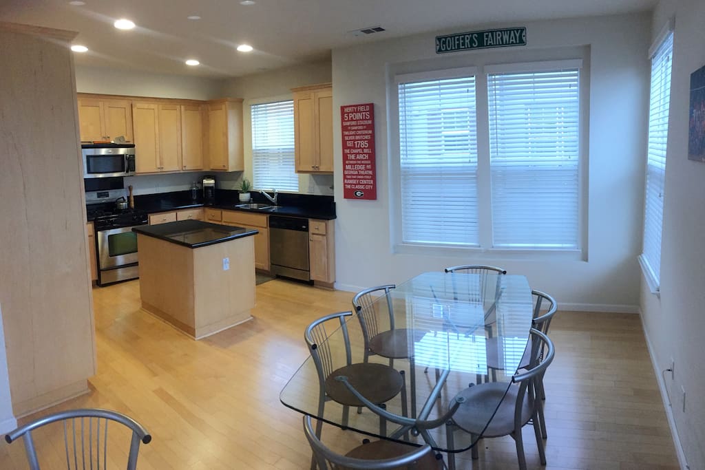 Kitchen/Dining