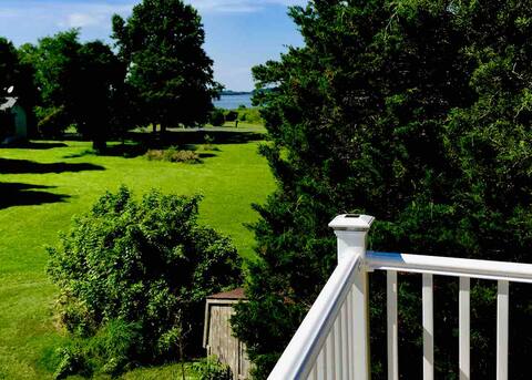 Kent island POOL luxury-pets welcome-sleeps 8-10