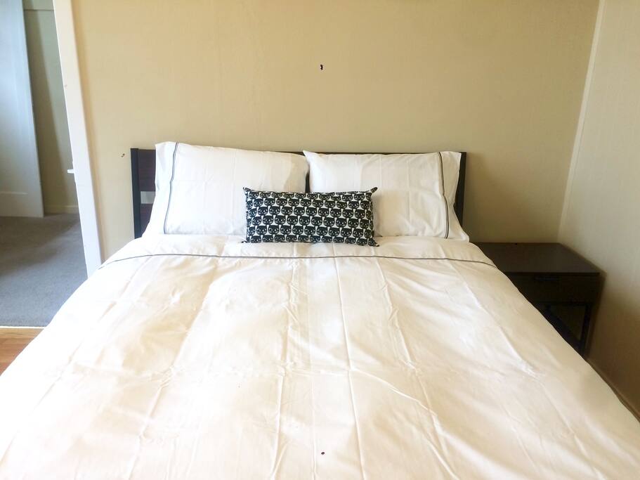 Brand new Sealy Pillowtop Firm Mattress!