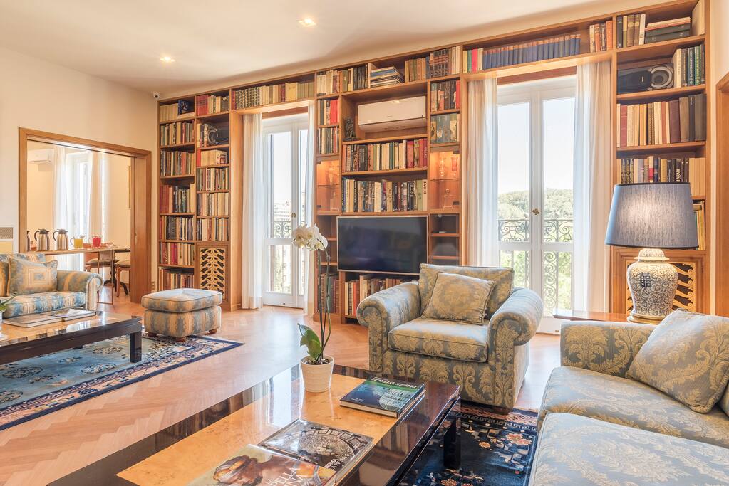 living room in common