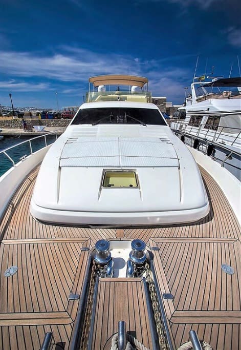 Ferretti 68 Fly Bridge.