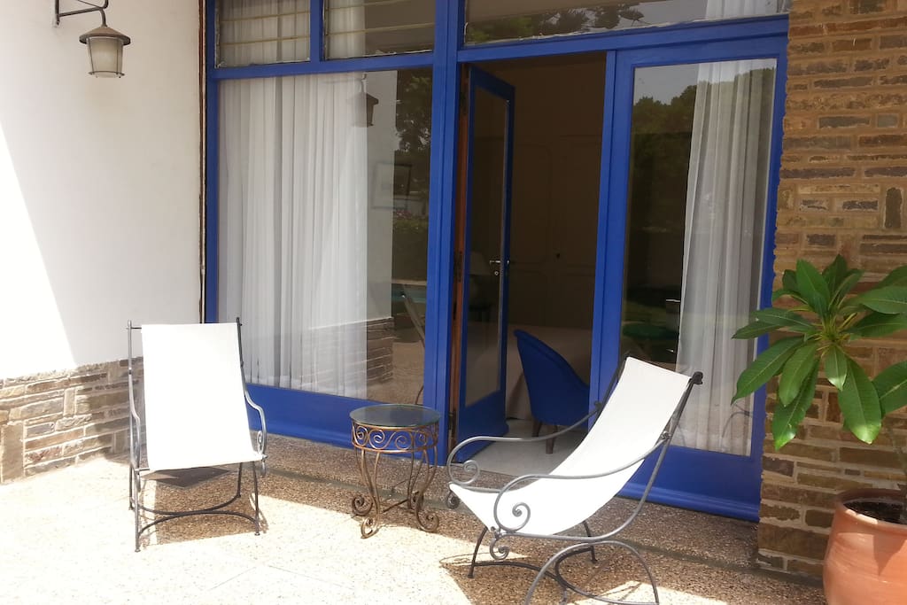 La terrasse privative de la chambre ivoire