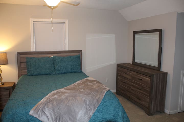 Arriba, tercer dormitorio 