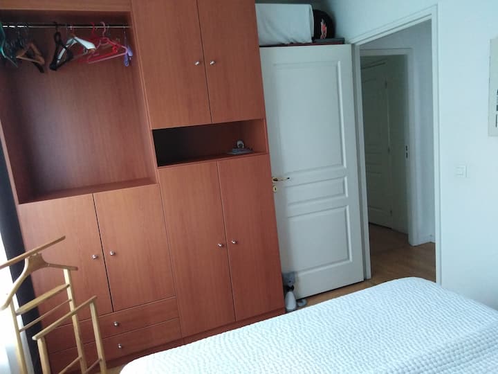dollapë të mëdhenj magazinimi