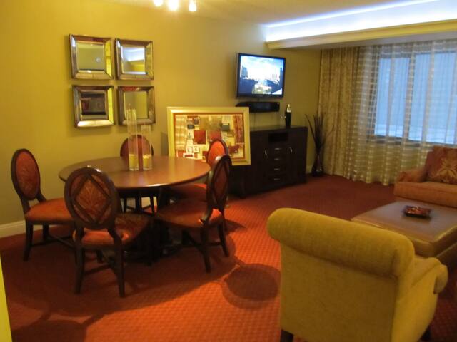 2bdm2bth Condo H Jockey Club Strip Front, Bellagio gallery image 4