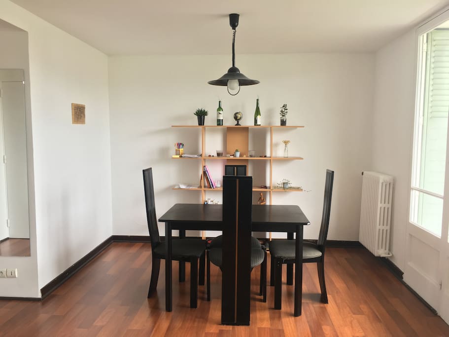 Salle à manger / Dining room