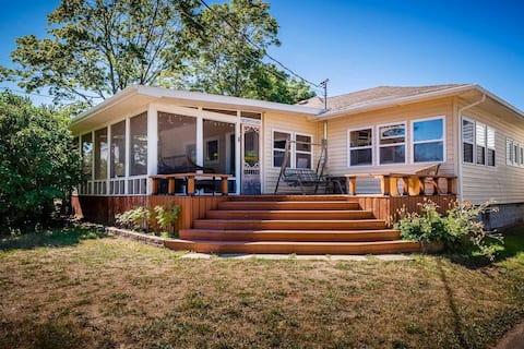 Beach paradise just a click away