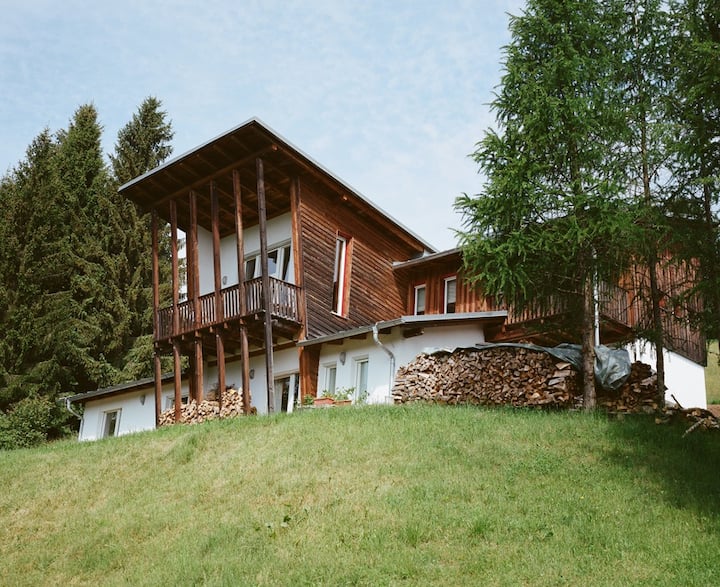 1. Private Room in Modern House at Lake