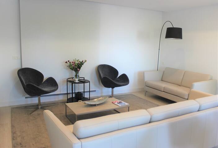 Casa Feria de Madrid. Ideal para ejecutivos y F1 gallery image 4