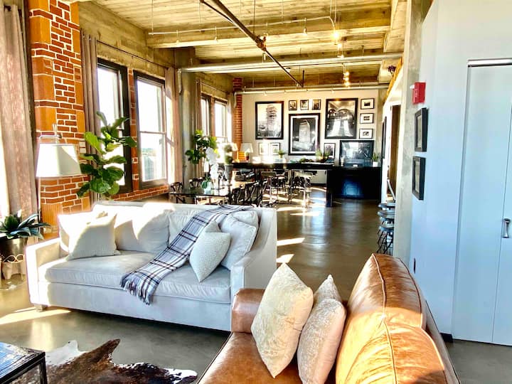 Top 7 Lofts For Rent In Fresno, California Updated 2024 Trip101