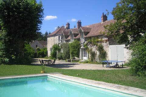 Charming family house swimming pool