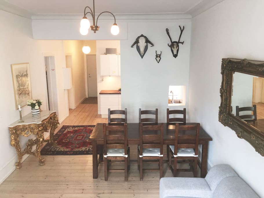 This is our livingroom / dining room. Sorry for the trophies - I will never do it again!