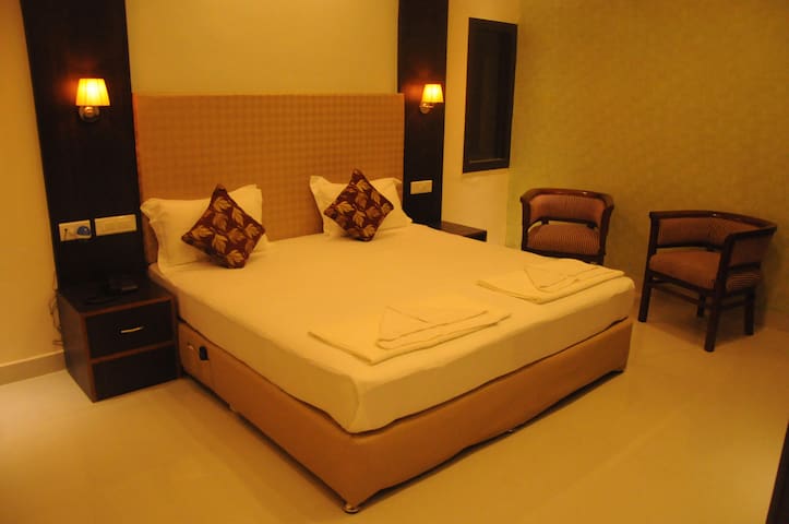 Private 5 Star B B Room In Varanasi 1 Bedroom 1 Bathroom Boutique Hotel Varanasi India Private 5 Star B B Room In Varanasi 1 Bedroom 1 Bathroom Boutique Hotel Varanasi India