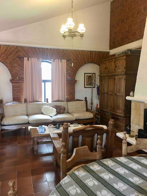 Top Airbnb: Beautiful Mexican cabin south of Mexico City. in Xochimilco