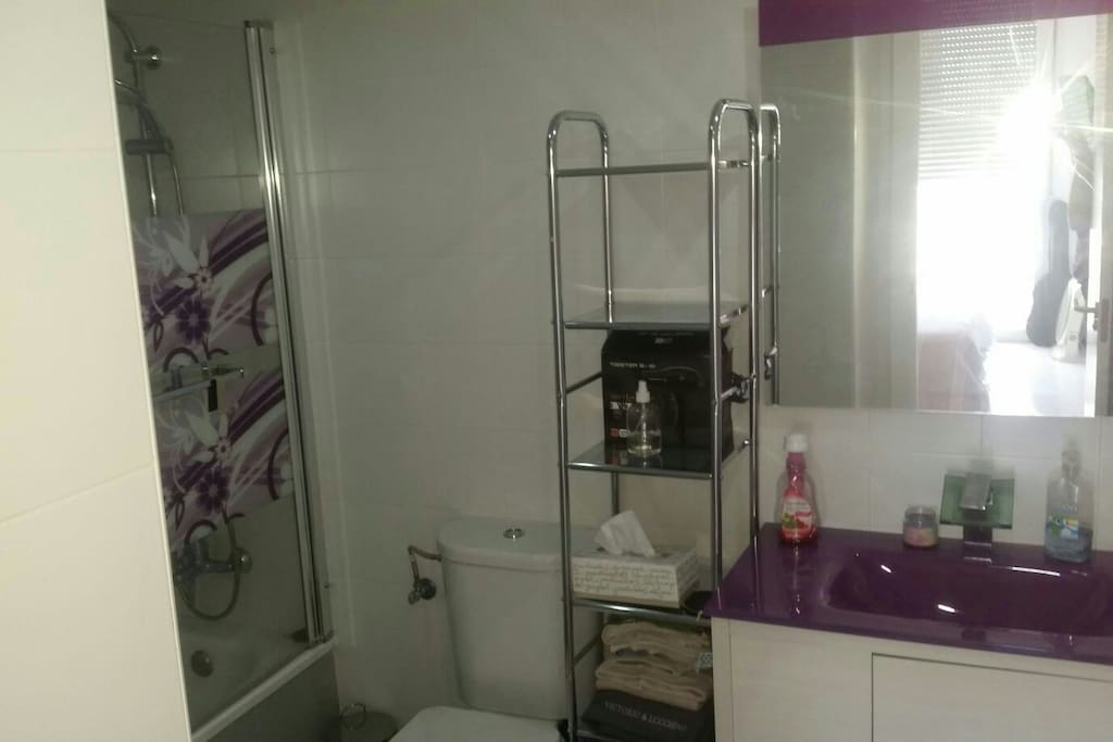 BAÑO PROPIO