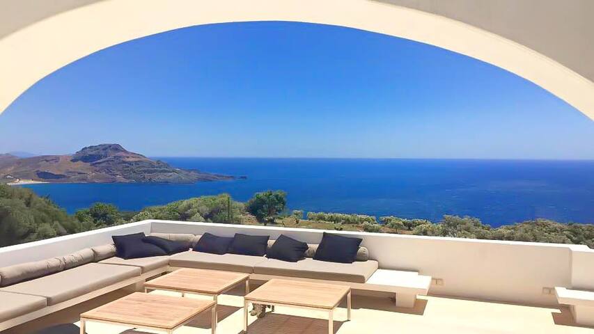 Magical and unique property: La Maison Grecque gallery image 5