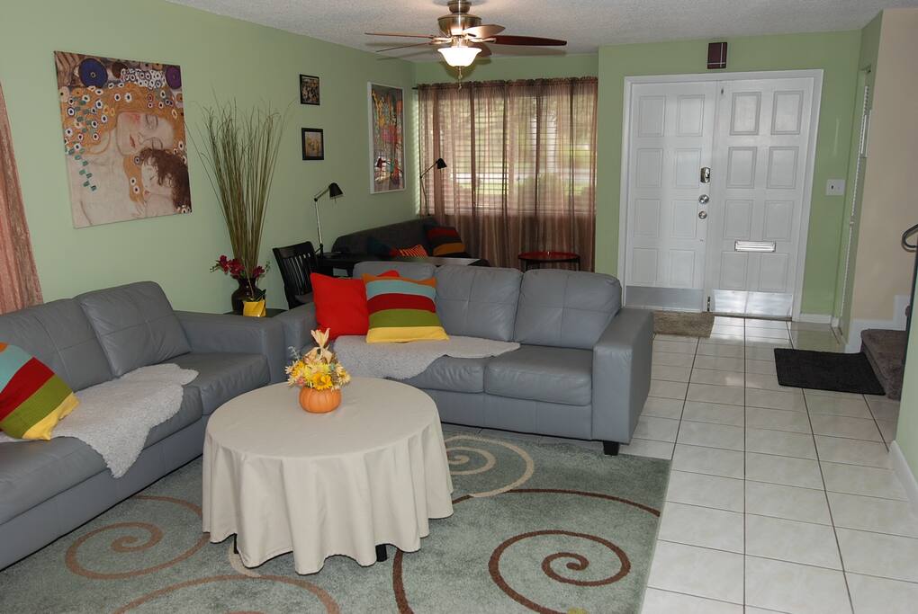 Living room & entry door