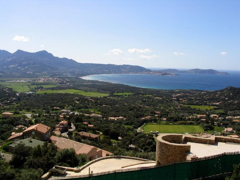 Vue sur la baie de Calvi depuis la terrasse