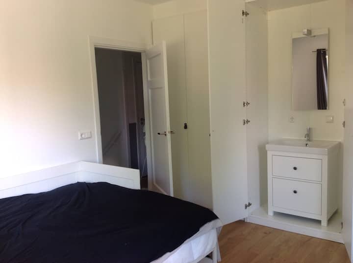 غرفة النوم 1