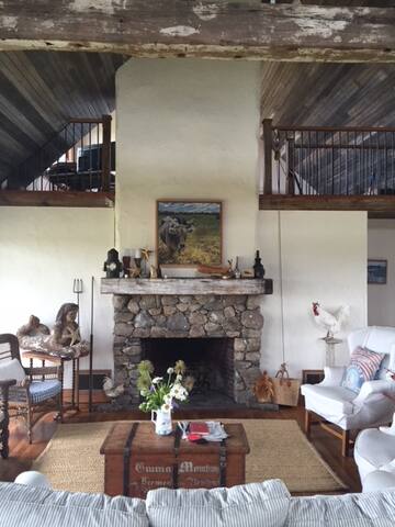 Little Compton’s South Shore Serenity gallery image 4