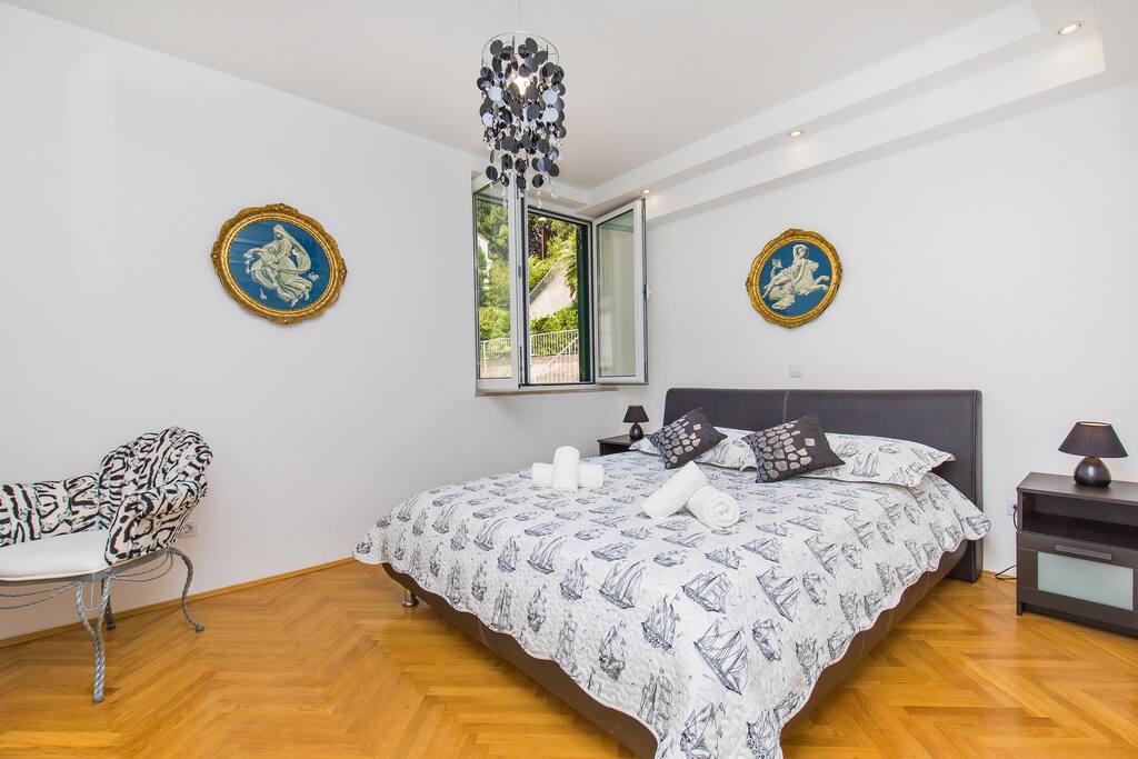Queen size comfortable bed.