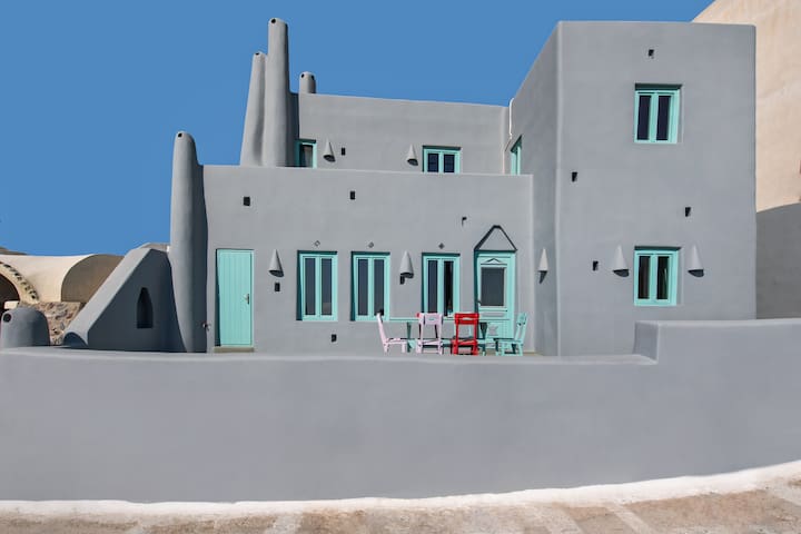 The Grey Villa
